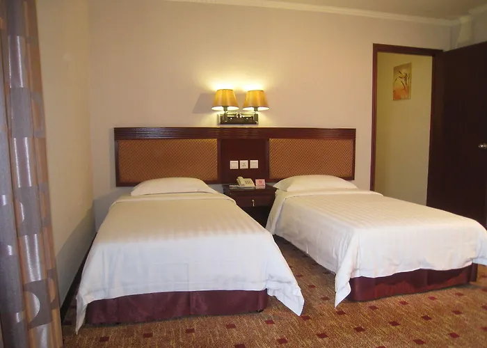 Hotel 東亞酒店 2*
